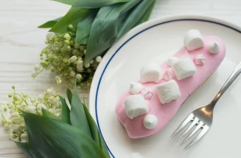 Eclair the rustic background Stock Photos