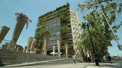 Eco-friendly building Видео 77051509