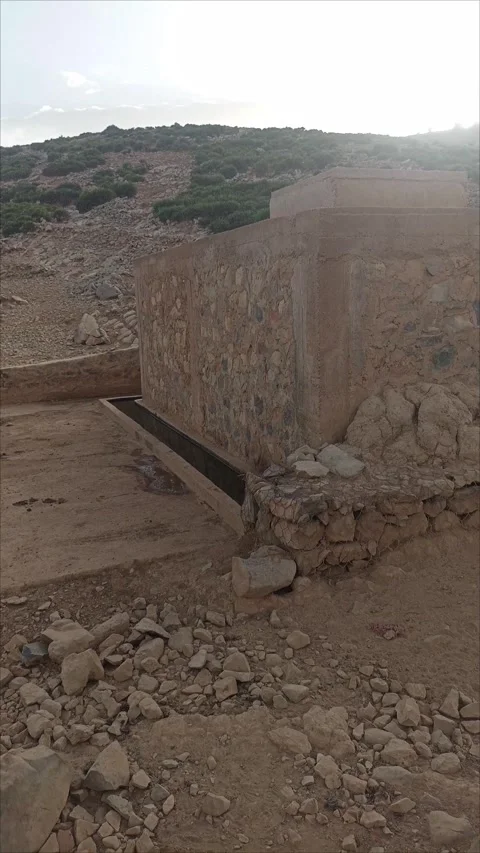 Eco Friendly Water Gathering Structure Amid Countryside Drought 스톡 동영상 340397825