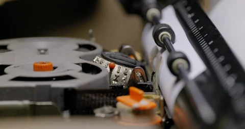 ECU ON THE BALL OF ELECTRIC TYPEWRITER CIRCA 1980'S.  C4K, 10 BIT, ALL-INTRA Video stock 119923361