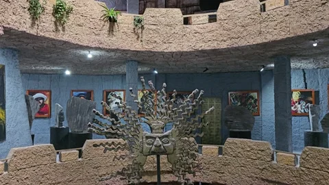Ecuador, Quito – Museo Templo del Sol, Inca, Pre-Columbian Art [8K] Vídeo Stock 331494083
