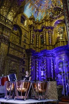 The Ecuador Symphony Orchestra concludes an Ibero-American gathering of young mu Fotos de archivo