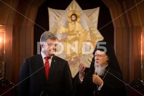 Ecumenical Patriarch Bartholomew and pesitent of Ukraine Petro Poroshenko Stock Photos