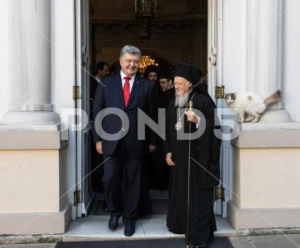 Ecumenical Patriarch Bartholomew and pesitent of Ukraine Petro Poroshenko Stock Photos