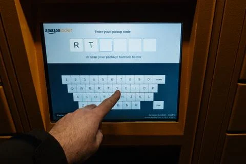 ED-Amazon-BoxP1320181 스톡 사진