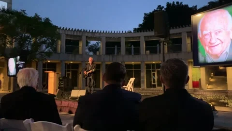 Ed Asner Private Memorial Ceremony Vidéo 296647302