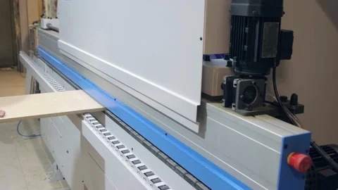 An edgebanding machine in workshop Video stock 133356111