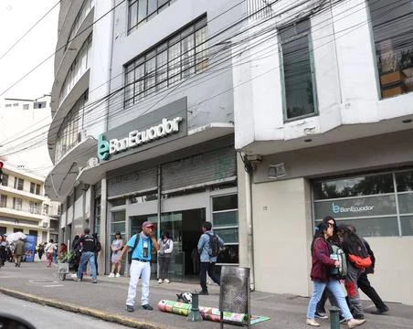   EDIFICIO BANECUADOR QUITO Quito, Tuesday, July 2, 2024 The National Gove... Stock Photos