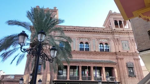 Edificio Coliseo on Avenida de la Constitución in Seville 库存影片 296504699