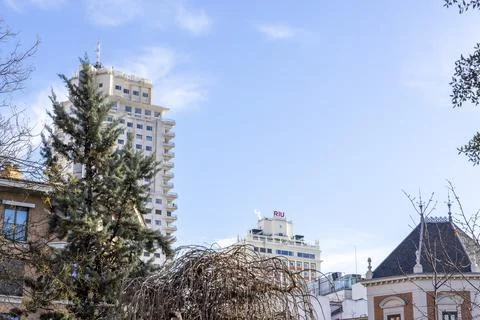 Edificio espana and riu plaza building in madrid cityscape Fotos de archivo