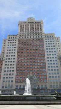 Edificio Espana in Plaza Espana, Madrid Stock Photos