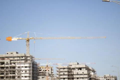 Edificios en construcción en ciudad Stock Photos