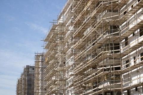 Edificios en construcción en ciudad Stock Photos