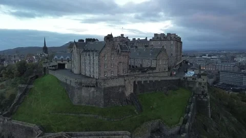 EDINBURGH CASTLE DRONE VIDEO Video stock 254586490