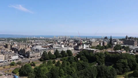 Edinburgh Slow Pan Horizontal 動画素材 341066040