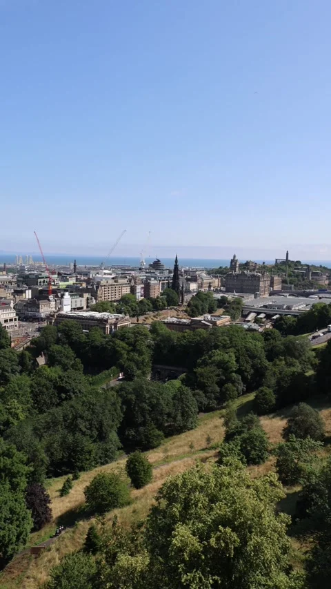 Edinburgh Slow Plan Vertical L-R 動画素材 341066023