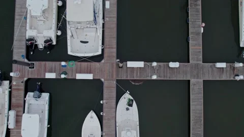 Edisto Beach Marina camera down flyover pier 動画素材 156747537