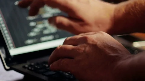 Editing Code at Detachable Laptop Tablet, Focus on Hand Vidéo 82945903