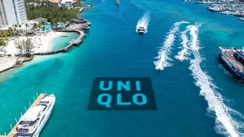 Editorial Animation uniqlo Stock Footage 111232983
