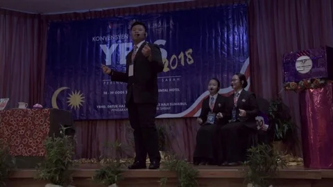 Editorial : Convention speaker Stock Footage 104017122