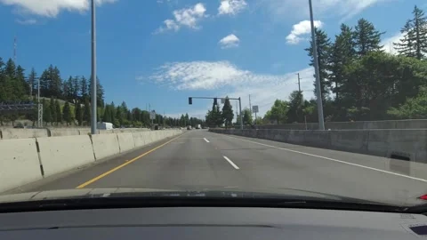 Editorial of Dash camera in car driving in Portland Oregon February 2, 2024 Vidéo 264684728