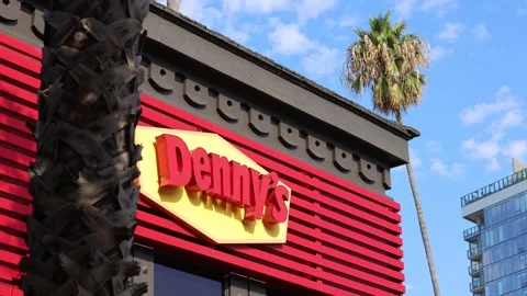 Editorial Footage - Denny's With Palm Tree: Sep 16, 2025 Stock Footage 319447794