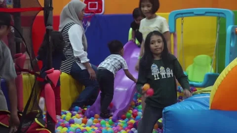 Editorial : Indoor Playground Video stock 146349580