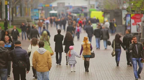 Editorial people crowd, SLOW MOTION with real time option Stock Footage 32661432