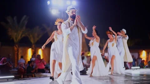 Editorial Traditional Arabic Dance Stage Performance Cheering Crowd Видео 343820216