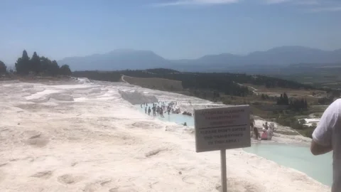 Editorial: White limestone formation at Pamukkale, Turkey Stock-Footage 336176400