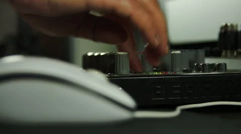 Editor's Hand Setting Audio Mixer, Knobs, Buttons, Sound Equipment, Technology 스톡 동영상 50551176