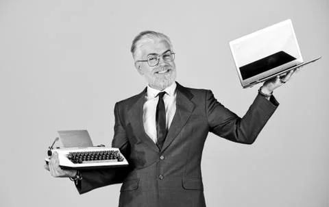 Educational site. computer or typewriter. new and old technology. modern digital Foto stock