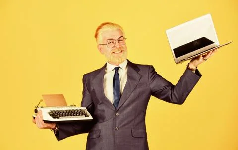 Educational site. computer or typewriter. new and old technology. modern digital Foto stock