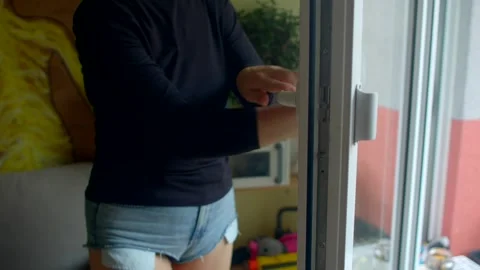 Effective Techniques for Cleaning Windows at Home Using Cloth and Tools Stock Footage 318926577