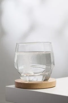 Effervescent mucolytic tablet dissolves in water. Foto stock