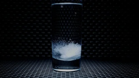 Effervescent tablet! Stock Footage 112076736