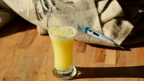 Effervescent tablet in a glass of water. Stock Footage 82782807