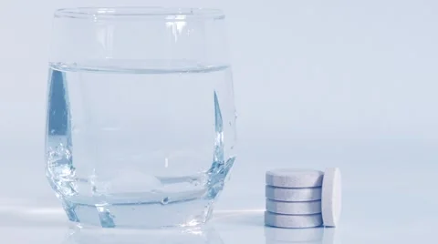 Effervescent Tablets on White Background 動画素材 67431966
