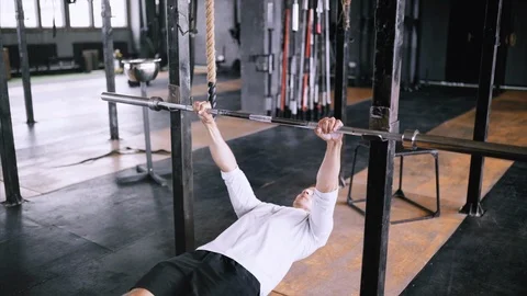 Efficient incline pull-ups to be fit Video stock 113010344