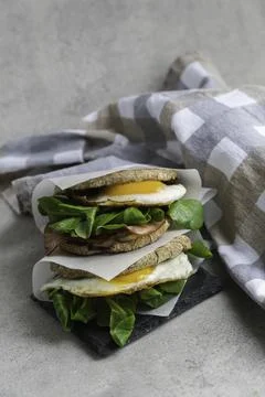 Egg and bacon sandwich breakfast Stock Photos