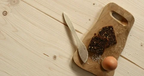 Egg and bread 스톡 동영상 84712716