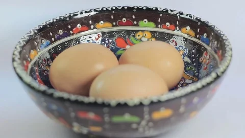 Egg in bowl Vidéo 75633212