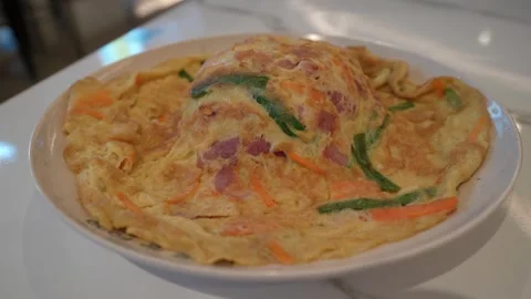 Egg Foo Young with rice. 動画素材 268539613