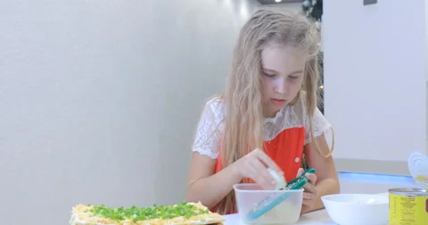 Egg rubbed on a grater Video stock 145955827