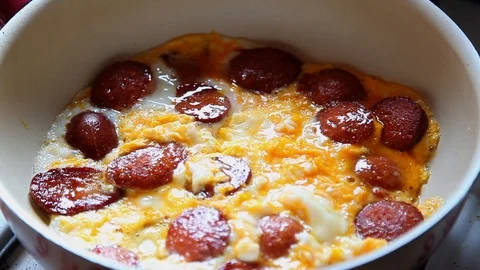 Egg with sausage Hd Video Stock Footage 109609847