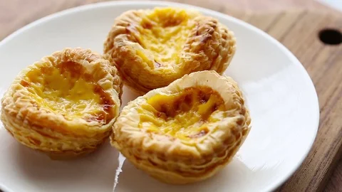 Egg tart  cakes Stock Footage 77301797
