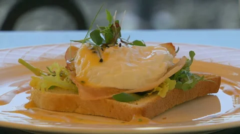 Egg on Toast Stock-Footage 53262671