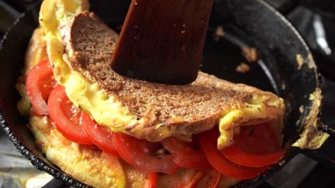 Egg toast with whole grain bread and tomatoes, healthy egg sandwich Stock Footage 131855925