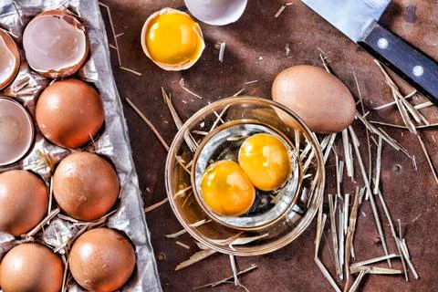 Eggs and a shell on the farm Foto stock