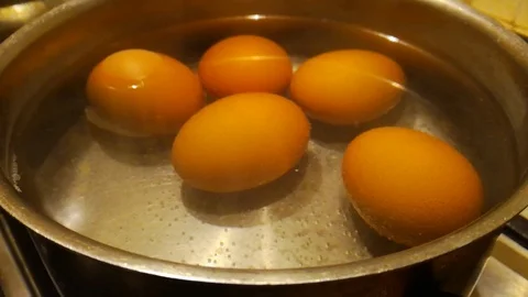 Eggs and tomatoes Stock Footage 87655618